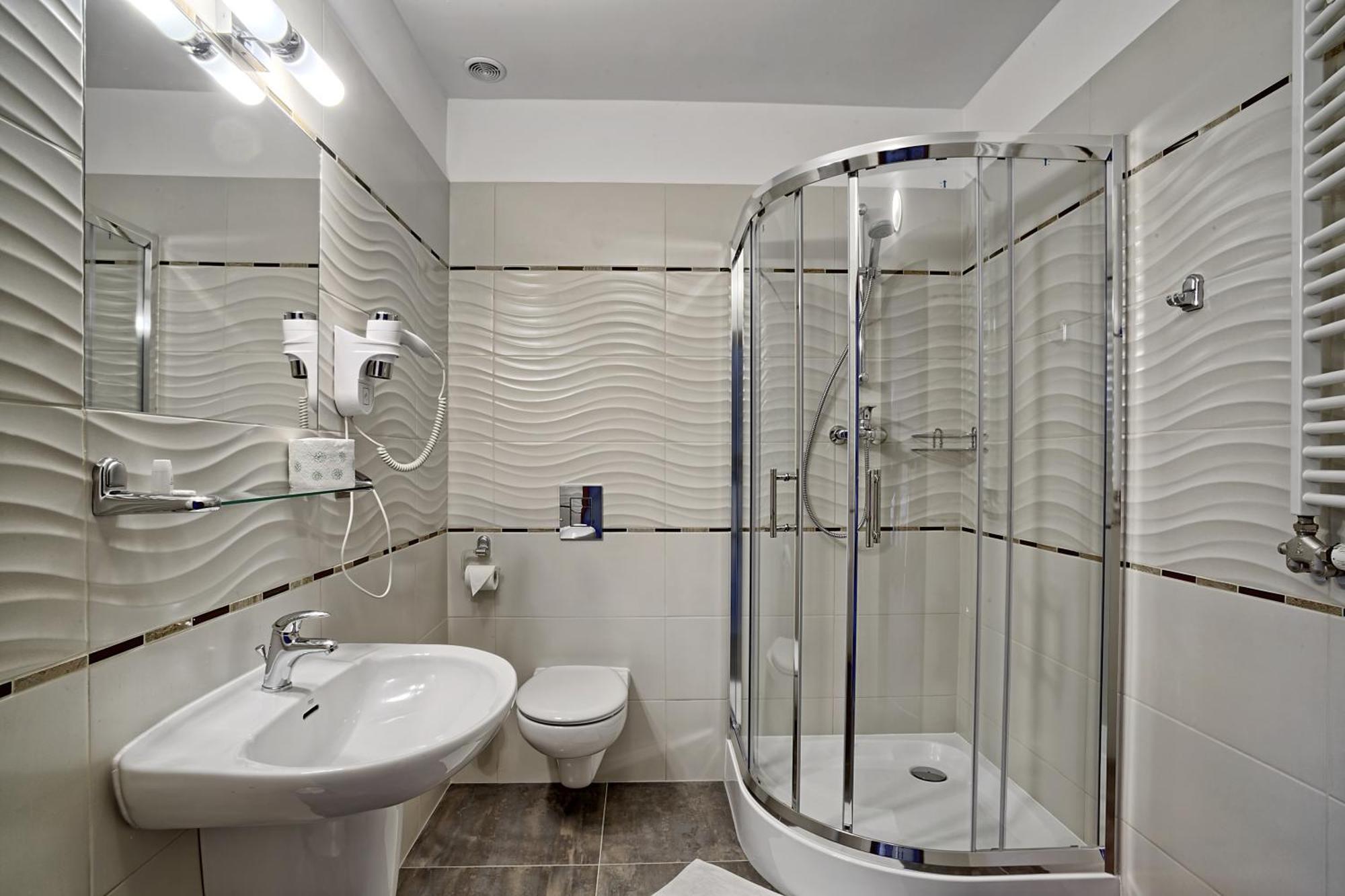 Kamieniczka 3*